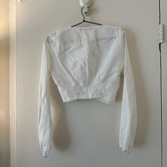 Zara Womens Sz XS White 100% Linen Drape Long Sleeve Deep V Neck Crop Top - Picture 2 of 7